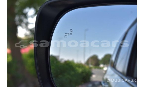 Buy Import Toyota Land Cruiser White Car in Import - Dubai in A'ana Buy Import Toyota Land Cruiser White Car in Import - Dubai in A'ana