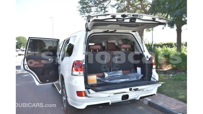 Big with watermark toyota land cruiser a'ana import dubai 2935