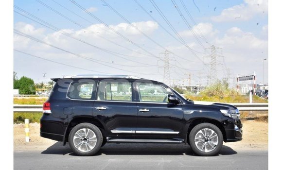 Buy Import Toyota Land Cruiser Black Car in Import - Dubai in A'ana Buy Import Toyota Land Cruiser Black Car in Import - Dubai in A'ana