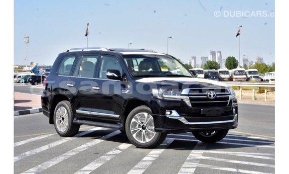 Buy Import Toyota Land Cruiser Black Car in Import - Dubai in A'ana Buy Import Toyota Land Cruiser Black Car in Import - Dubai in A'ana