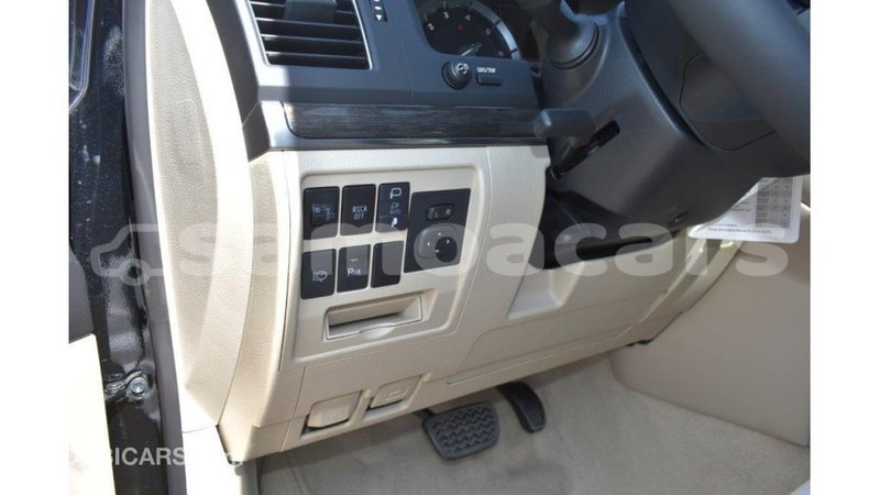 Big with watermark toyota land cruiser a'ana import dubai 2936
