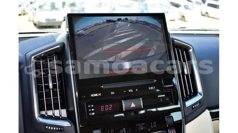 Big with watermark toyota land cruiser a'ana import dubai 2936