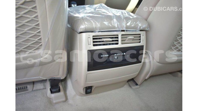 Big with watermark toyota land cruiser a'ana import dubai 2936