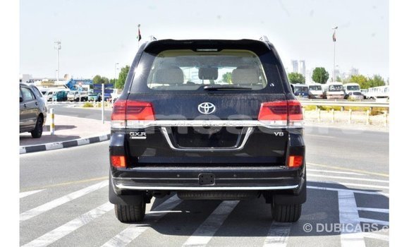 Buy Import Toyota Land Cruiser Black Car in Import - Dubai in A'ana Buy Import Toyota Land Cruiser Black Car in Import - Dubai in A'ana