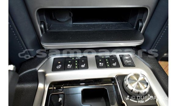 Acheter Import Voiture Toyota Land Cruiser Autre à Import - Dubai, A'ana Acheter Import Voiture Toyota Land Cruiser Autre à Import - Dubai, A'ana