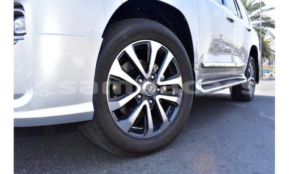 Acheter Import Voiture Toyota Land Cruiser Autre à Import - Dubai, A'ana Acheter Import Voiture Toyota Land Cruiser Autre à Import - Dubai, A'ana