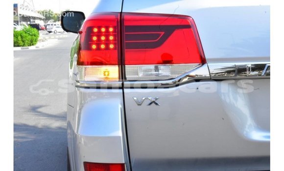 Acheter Import Voiture Toyota Land Cruiser Autre à Import - Dubai, A'ana Acheter Import Voiture Toyota Land Cruiser Autre à Import - Dubai, A'ana