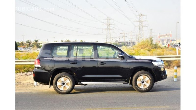Big with watermark toyota land cruiser a'ana import dubai 2939