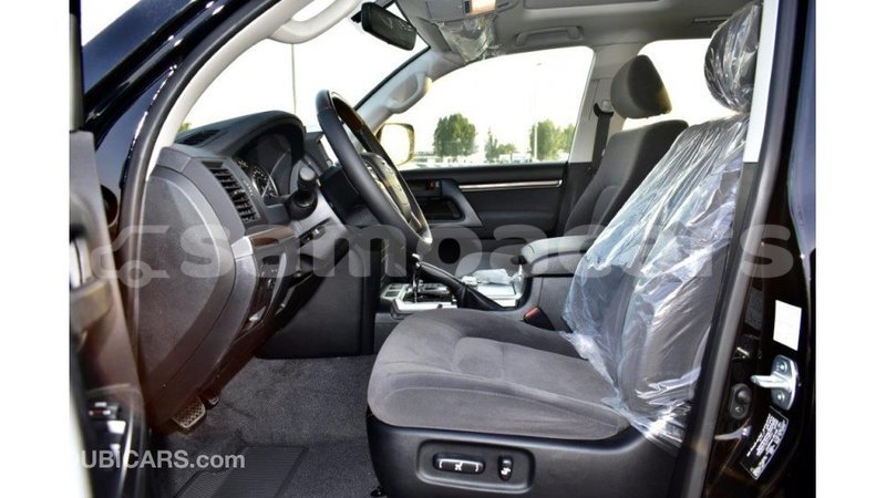 Big with watermark toyota land cruiser a'ana import dubai 2939