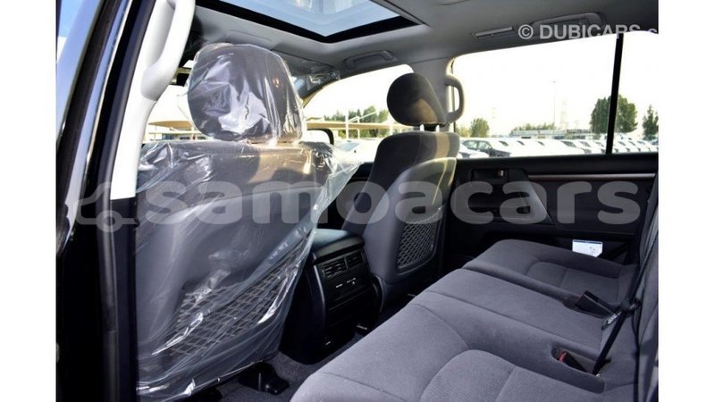 Big with watermark toyota land cruiser a'ana import dubai 2939