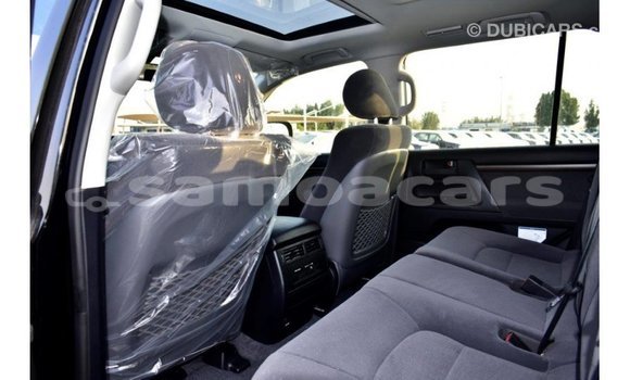 Buy Import Toyota Land Cruiser Black Car in Import - Dubai in A'ana Buy Import Toyota Land Cruiser Black Car in Import - Dubai in A'ana