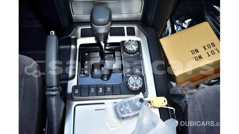Big with watermark toyota land cruiser a'ana import dubai 2939
