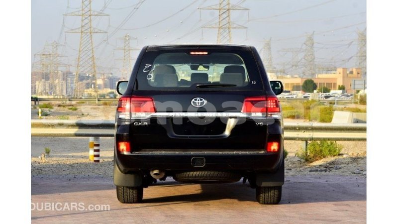 Big with watermark toyota land cruiser a'ana import dubai 2939