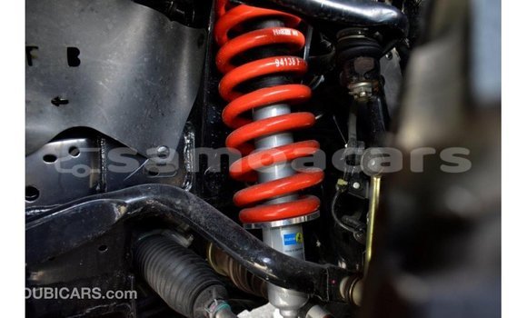 Acheter Import Voiture Toyota Hilux Noir à Import - Dubai, A'ana Acheter Import Voiture Toyota Hilux Noir à Import - Dubai, A'ana