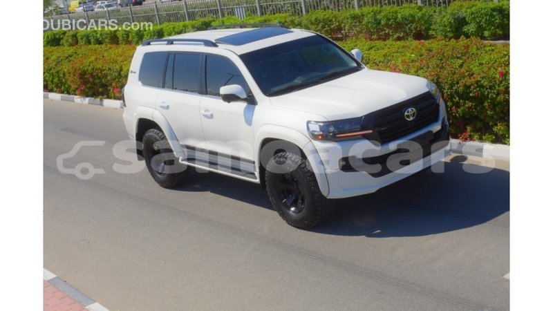 Big with watermark toyota land cruiser a'ana import dubai 2943