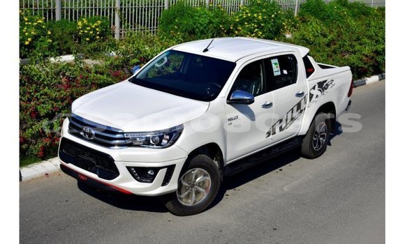 Buy Import Toyota Hilux White Car in Import - Dubai in A'ana Buy Import Toyota Hilux White Car in Import - Dubai in A'ana