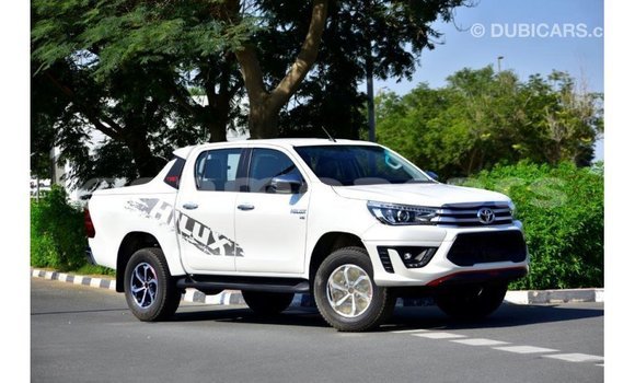 Buy Import Toyota Hilux White Car in Import - Dubai in A'ana Buy Import Toyota Hilux White Car in Import - Dubai in A'ana