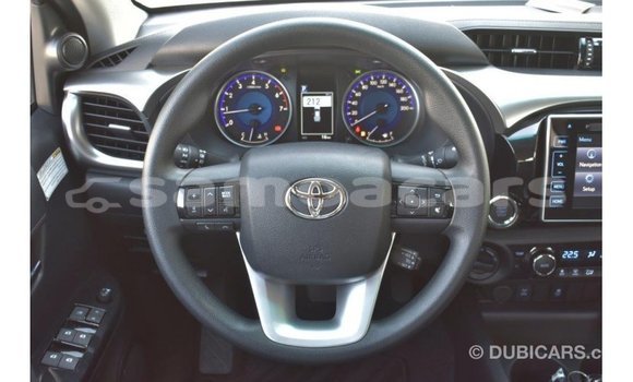 Buy Import Toyota Hilux White Car in Import - Dubai in A'ana Buy Import Toyota Hilux White Car in Import - Dubai in A'ana