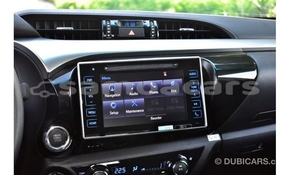 Buy Import Toyota Hilux White Car in Import - Dubai in A'ana Buy Import Toyota Hilux White Car in Import - Dubai in A'ana