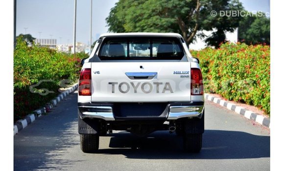 Buy Import Toyota Hilux White Car in Import - Dubai in A'ana Buy Import Toyota Hilux White Car in Import - Dubai in A'ana