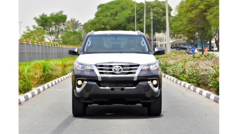 Big with watermark toyota fortuner a'ana import dubai 2947