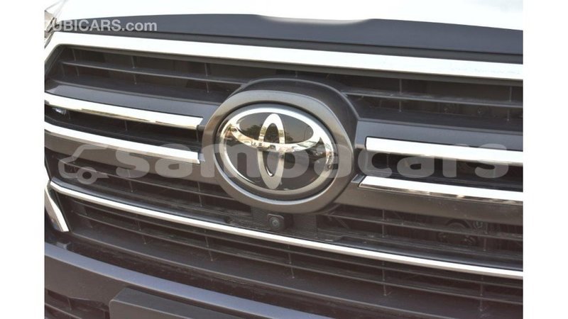 Big with watermark toyota land cruiser a'ana import dubai 2948