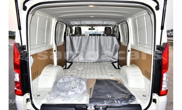 Buy Import Toyota Hiace White Car in Import - Dubai in A'ana Buy Import Toyota Hiace White Car in Import - Dubai in A'ana