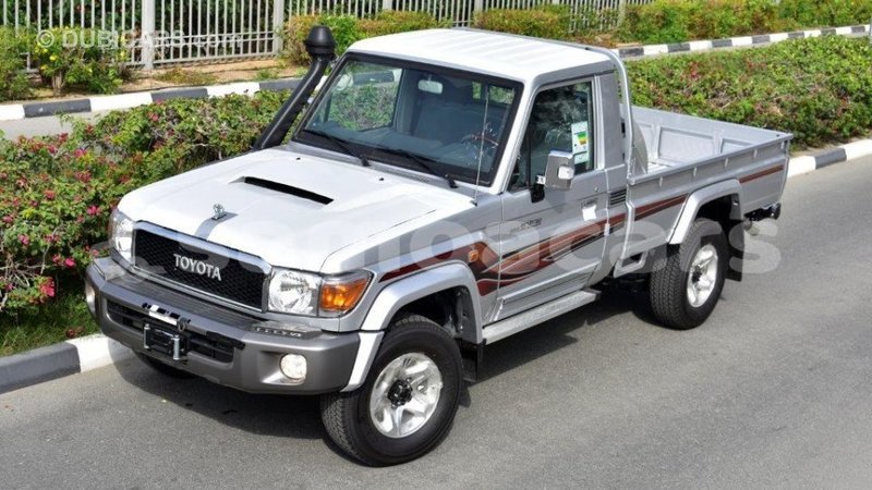 Big with watermark toyota land cruiser a'ana import dubai 2956