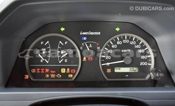 Acheter Import Voiture Toyota Land Cruiser Autre à Import - Dubai, A'ana Acheter Import Voiture Toyota Land Cruiser Autre à Import - Dubai, A'ana