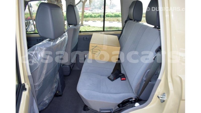 Big with watermark toyota land cruiser a'ana import dubai 2957