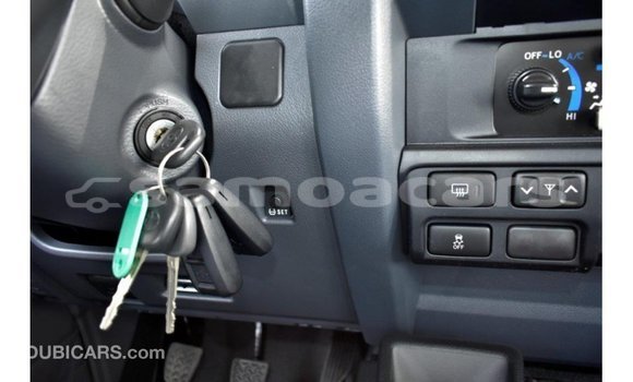 Buy Import Toyota Land Cruiser Beige Car in Import - Dubai in A'ana Buy Import Toyota Land Cruiser Beige Car in Import - Dubai in A'ana