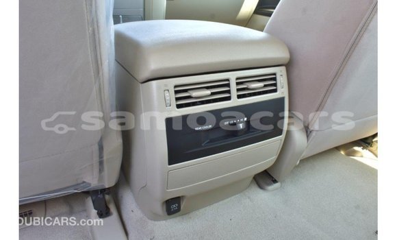 Buy Import Toyota Land Cruiser White Car in Import - Dubai in A'ana Buy Import Toyota Land Cruiser White Car in Import - Dubai in A'ana