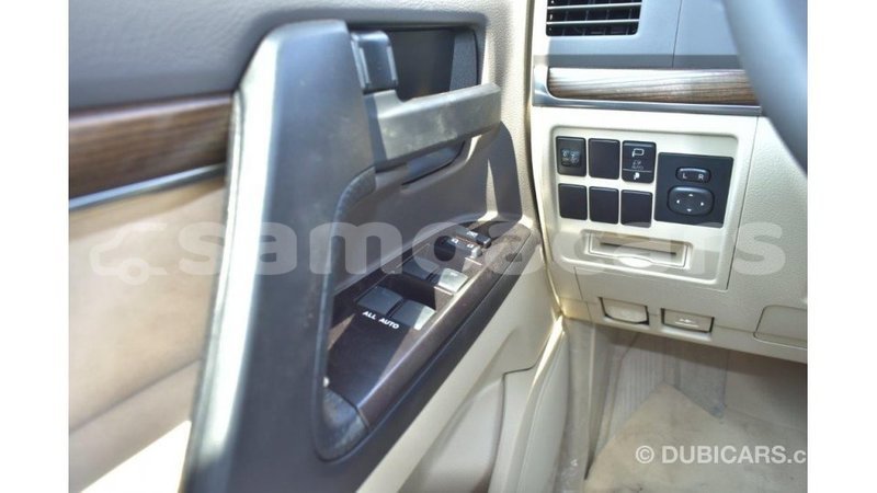 Big with watermark toyota land cruiser a'ana import dubai 2958