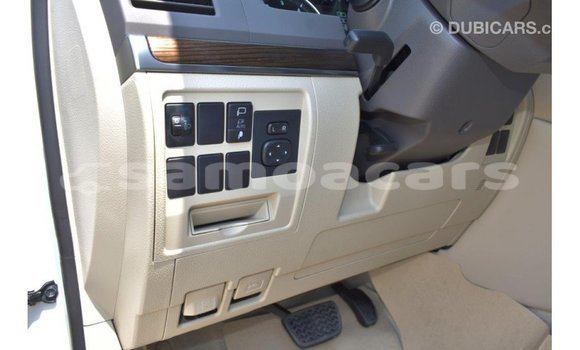 Buy Import Toyota Land Cruiser White Car in Import - Dubai in A'ana Buy Import Toyota Land Cruiser White Car in Import - Dubai in A'ana