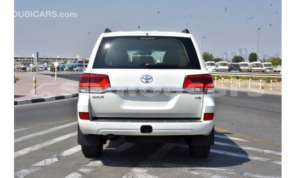 Buy Import Toyota Land Cruiser White Car in Import - Dubai in A'ana Buy Import Toyota Land Cruiser White Car in Import - Dubai in A'ana