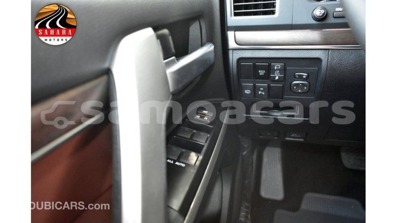Big with watermark toyota land cruiser a'ana import dubai 2960