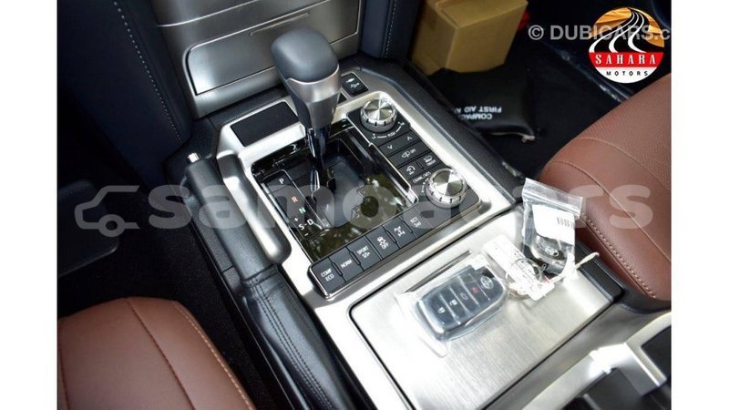 Big with watermark toyota land cruiser a'ana import dubai 2960