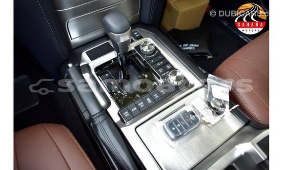 Buy Import Toyota Land Cruiser Black Car in Import - Dubai in A'ana Buy Import Toyota Land Cruiser Black Car in Import - Dubai in A'ana