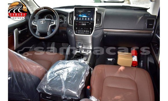 Buy Import Toyota Land Cruiser Black Car in Import - Dubai in A'ana Buy Import Toyota Land Cruiser Black Car in Import - Dubai in A'ana