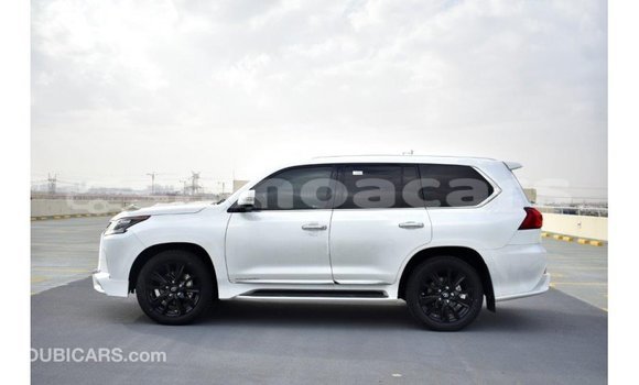 Buy Import Lexus LX White Car in Import - Dubai in A'ana Buy Import Lexus LX White Car in Import - Dubai in A'ana