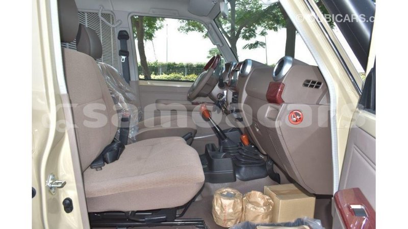 Big with watermark toyota land cruiser a'ana import dubai 2963