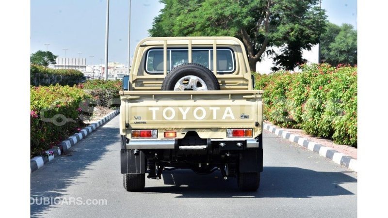 Big with watermark toyota land cruiser a'ana import dubai 2963