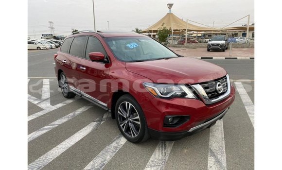 Acheter Import Voiture Nissan Pathfinder Rouge à Import - Dubai, A'ana Acheter Import Voiture Nissan Pathfinder Rouge à Import - Dubai, A'ana