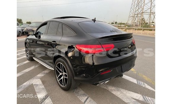 Acheter Import Voiture Mercedes-Benz GLE Noir à Import - Dubai, A'ana Acheter Import Voiture Mercedes-Benz GLE Noir à Import - Dubai, A'ana