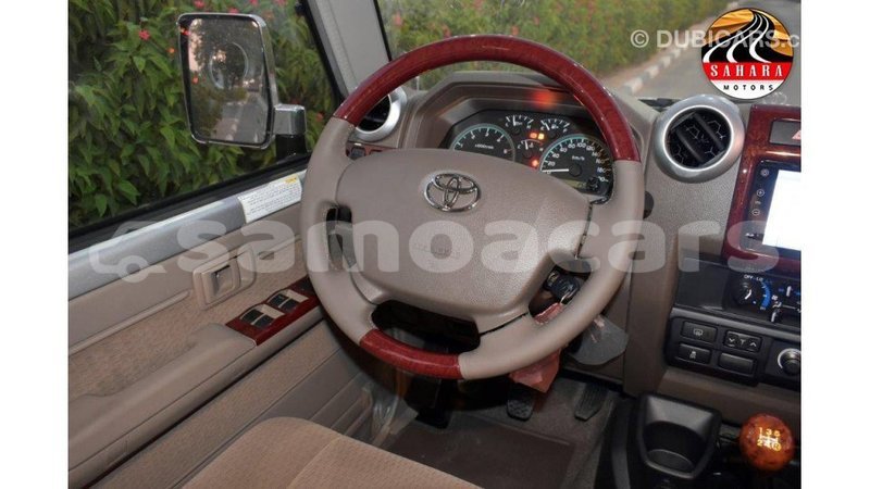 Big with watermark toyota land cruiser a'ana import dubai 2972