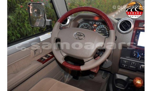 Acheter Import Voiture Toyota Land Cruiser Autre à Import - Dubai, A'ana Acheter Import Voiture Toyota Land Cruiser Autre à Import - Dubai, A'ana