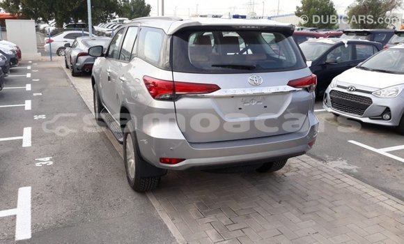 Acheter Import Voiture Toyota Fortuner Autre à Import - Dubai, A'ana Acheter Import Voiture Toyota Fortuner Autre à Import - Dubai, A'ana