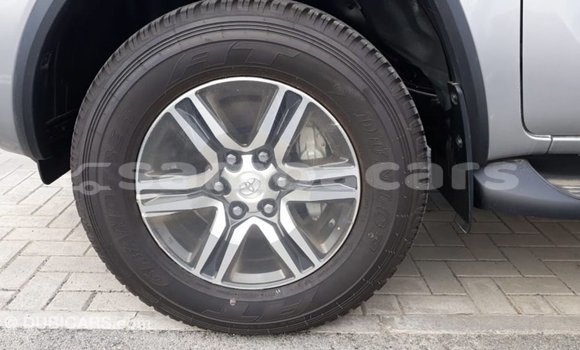 Acheter Import Voiture Toyota Fortuner Autre à Import - Dubai, A'ana Acheter Import Voiture Toyota Fortuner Autre à Import - Dubai, A'ana