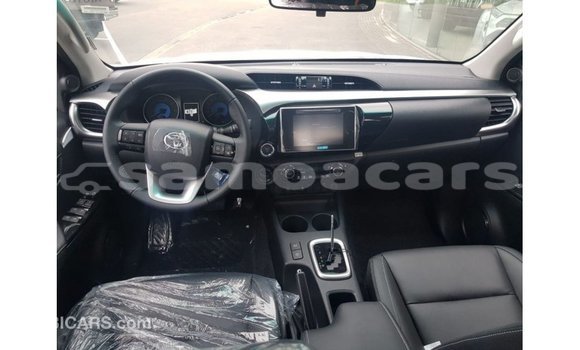 Acheter Import Voiture Toyota Hilux Autre à Import - Dubai, A'ana Acheter Import Voiture Toyota Hilux Autre à Import - Dubai, A'ana