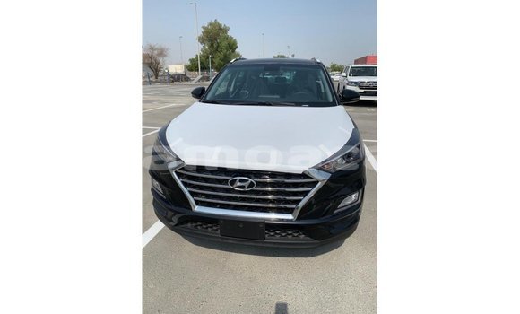 Acheter Import Voiture Hyundai Tucson Noir à Import - Dubai, A'ana Acheter Import Voiture Hyundai Tucson Noir à Import - Dubai, A'ana